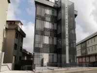 Nice Royal Suite Hotels in der Nähe von Çekmeköy Gençlik Hizmetleri Ve Spor İlçe Müdürlüğü Sentetik Çim Yüzeyli Futbol Stadı