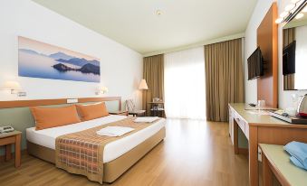 Aqi Hydros Club - Housity