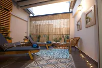 Polis Apartments