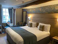 Snooty Fox Hotels in Ingleton