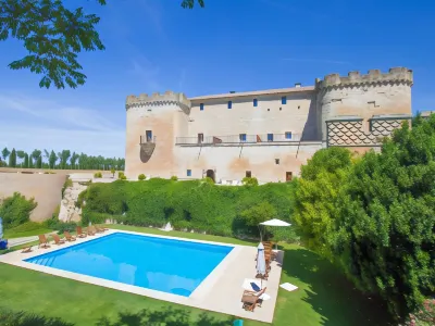 Posada Real Castillo del Buen Amor Hotels in La Armuña