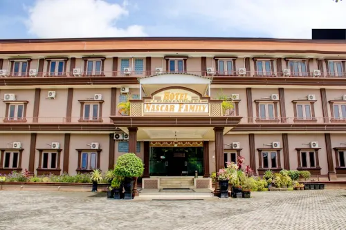 Collection O 90395 Hotel Nascar Family Hotels in Panarung