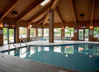 Lomira Inn and Suites
