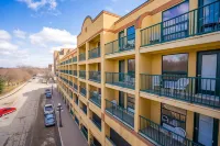 Temple Gardens Hotel & Spa Hotels in Мус-Джо