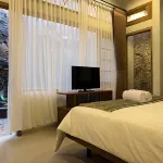 Helena Guest House Hotel di Oro-oro Dowo