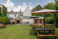 Hewitt's Restaurant & Rooms - parcheggio