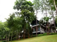 Chiangkham Luang Resort Hotels in Chiang Dao