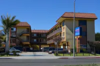 Cloud 9 Inn LAX - 2-Star