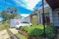 Vins Homestay Kroya Mitra RedDoorz