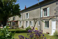 Les Noyers Aulnay