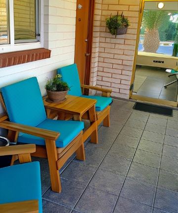 5. 더 샌드 모텔..