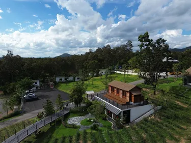 รูปภาพของPASSA ผัสสะ Tea Plantation @Mae On