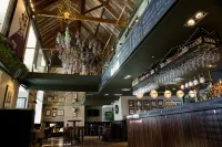 The Impeccable Pig - bar