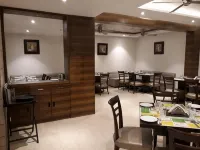 檸檬樹酒店-果阿坎多林 - 早餐
