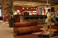 Hotel the Match - bar