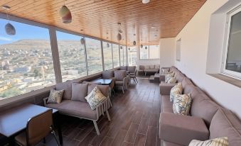 Beit Alshabaan Inn