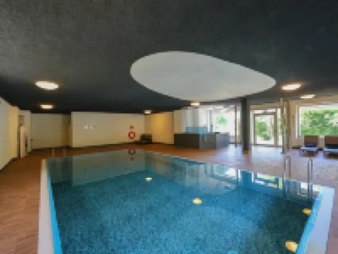 REGINA DEL BOSCO酒店 羅恩佐酒店