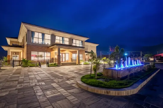 Regenta Resort & Spa By Riverside, Chitwan