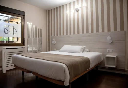 Hostal Gud Salamanca - 2-Star