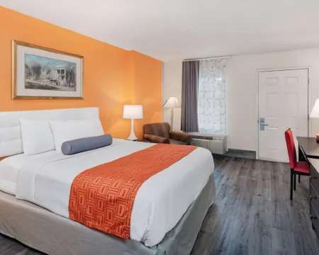 Howard Johnson by Wyndham Staunton Hotels in Staunton