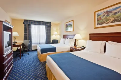 Holiday Inn Express & Suites Paragould فنادق في باراغولد