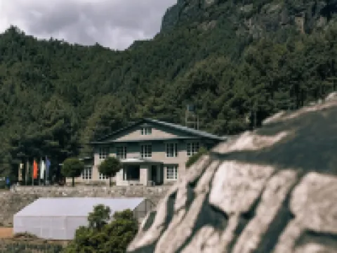 Mountain Lodges of Nepal - Monjo Hotels in Solukhumbu
