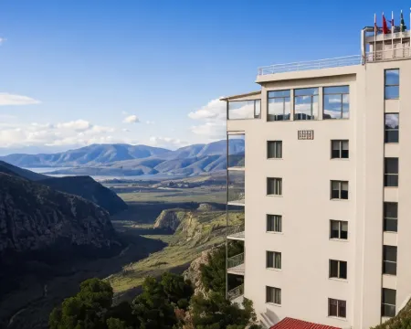 V Hotel Delphi Hotels in Delphi