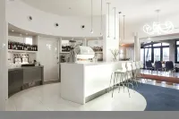 Niebieski Art Hotel & Spa - 5-Star