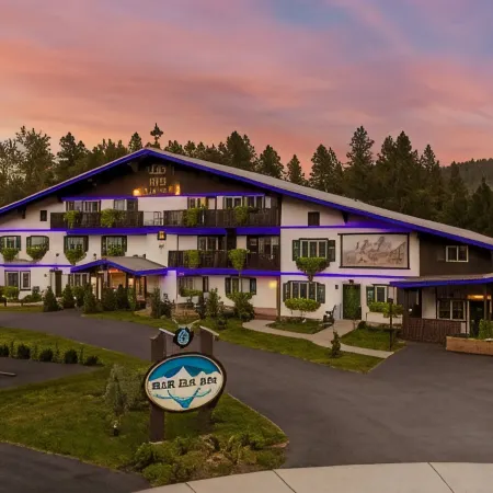 Blue Elk Inn