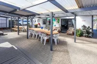 Tidewater Motel & Tourist Park Hotels in Coromandel