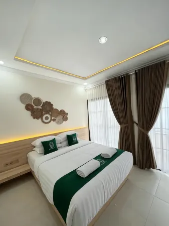 Sampai Villa Queensland Отели в г. Ngemplak