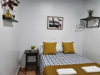 M-A Catrachos Rooms