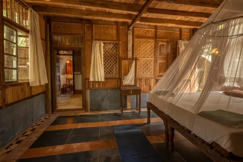 Bhakti Kutir Hotel di Pololem