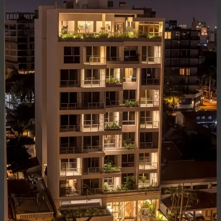 HOUZE Stay & Residences by AVA