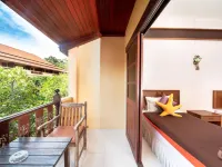 Asia Divers Resort Hotels in Koh Tao