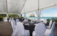 Crowne Plaza Melbourne-Oceanfront Hotels in Indialantic