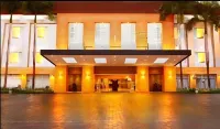 Hotel New Saphir Yogyakarta Hotel in zona Faculty of Industrial Technology IST Akprind Yogyakarta