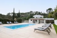 Villa B Hotels in Tourtour