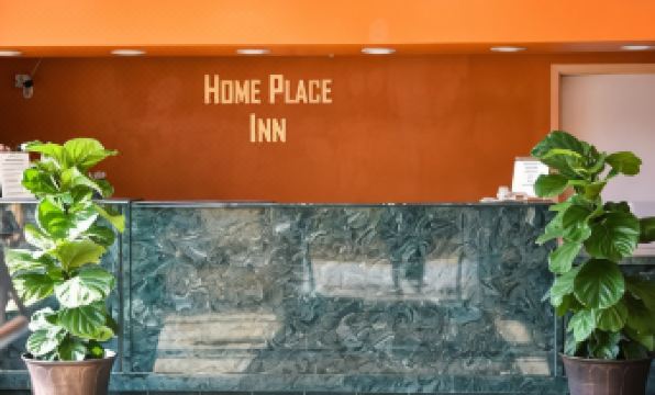 Homeplace Inn