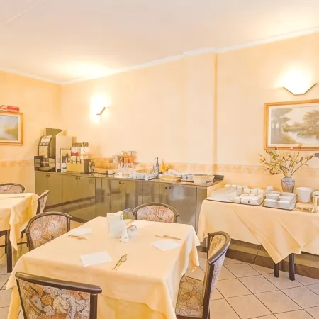 Piccolo Hotel