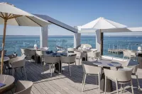 Les Vagues Hôtel & Spa