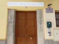 Apartamentos Nahira Suites 3000 - Cho phép mang theo thú cưng