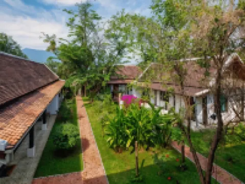 เรสซิเดนซ์บาสซัก โรงแรมในเมือง จำปาสัก