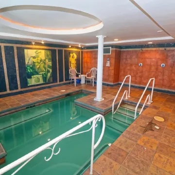 Masterpiece Hotel