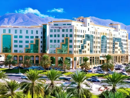 City Seasons Hotel & Suites Muscat