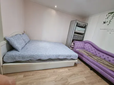 Busan Elim Pension 新坪小公園附近的飯店