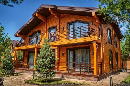 Legenda Manzheroka Recreation Camp Отели рядом с достопримечательностью «Дом Перевертыш»