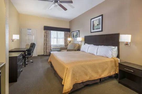 Days Inn by Wyndham Baytown East