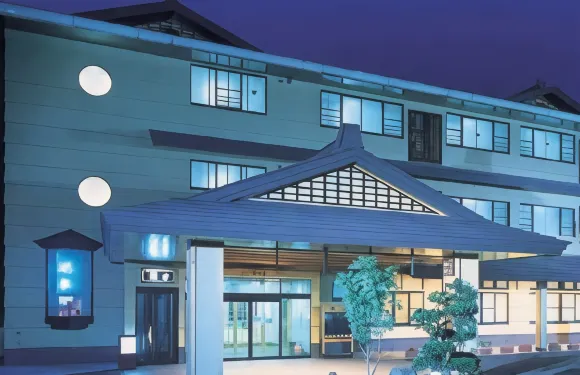 山乃御振舞十和田湖　賑山亭