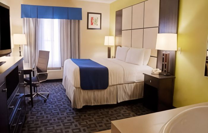 Super 8 by Wyndham Irving/DFW Apt/North